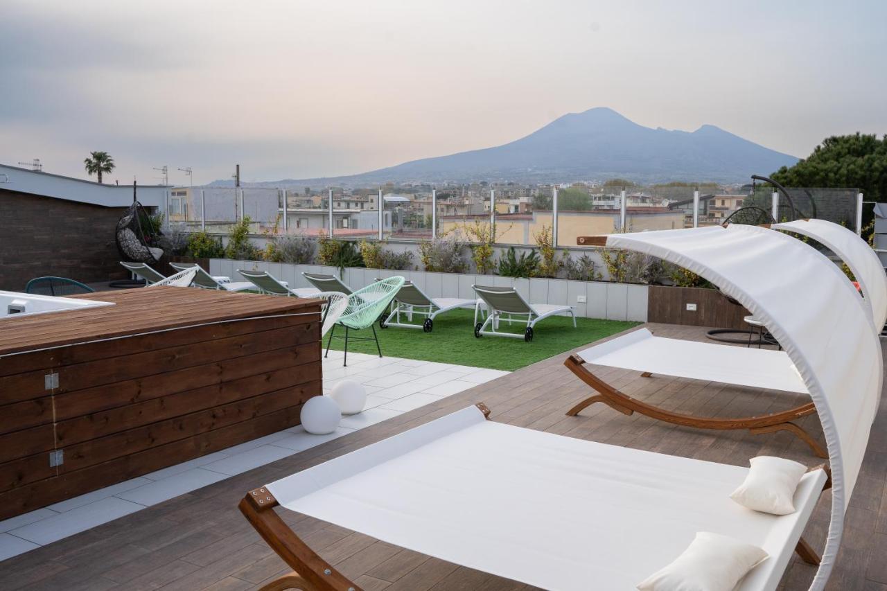 Houses & Rooftop Pompei - Sky Exterior photo